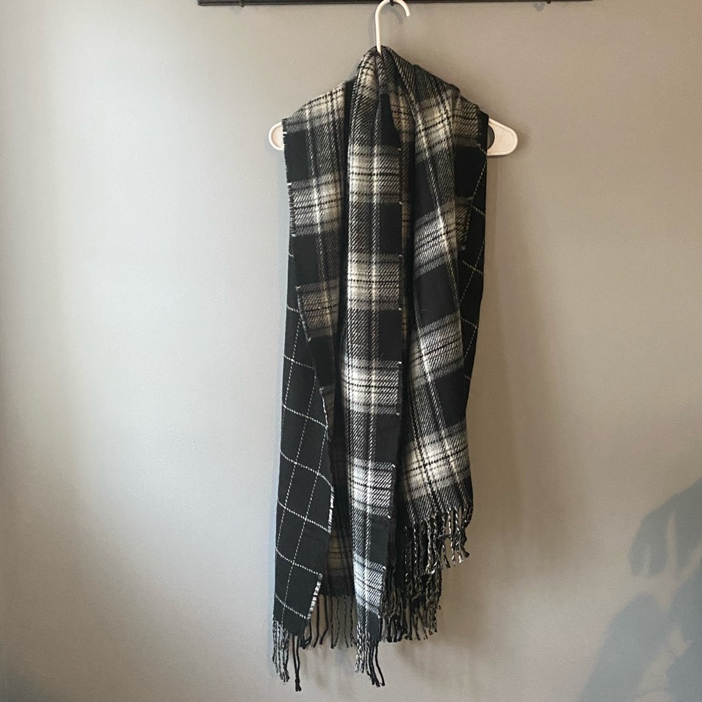 Steve Madden Knit Scarf Plaid Reversible
